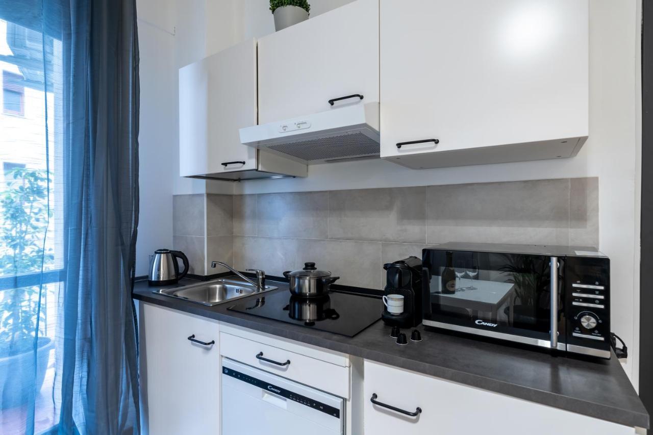 Suite 1,2 Porta Milano Centro Parking Free المظهر الخارجي الصورة